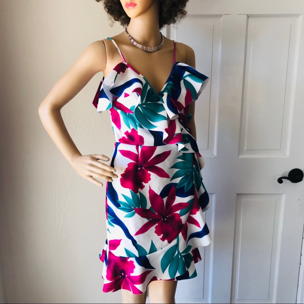 Alexia Admor summer dress size 2 in EUC